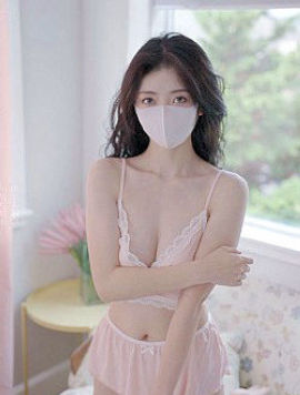 HongKongDoll