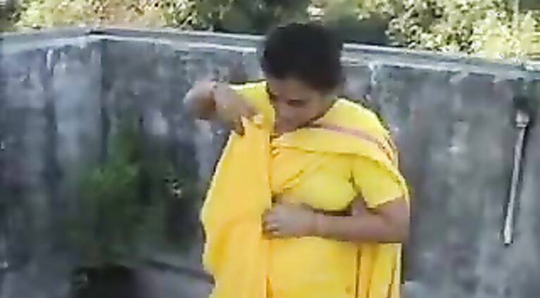 Bhabhi Caught On Roof - Movies.