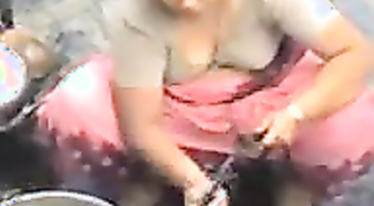 Aunty Cleavage Show - Movies.