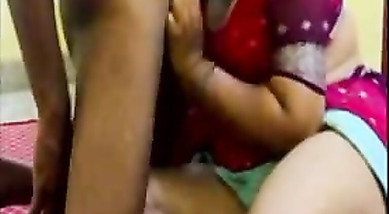 Mature Aunty With Driver - Movies.