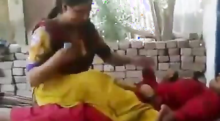 Lahori Girls In Fun Mood - Movies.