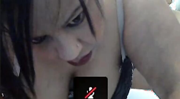 Indian big boob milf on webcam teasing live chatter showing off her delicious milk tanks.
