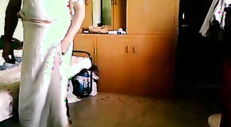 Housewife Boobs Sucked - Movies.