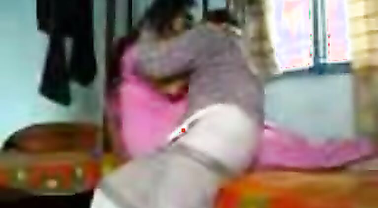 Aunty In Pink Foreplay - Movies.