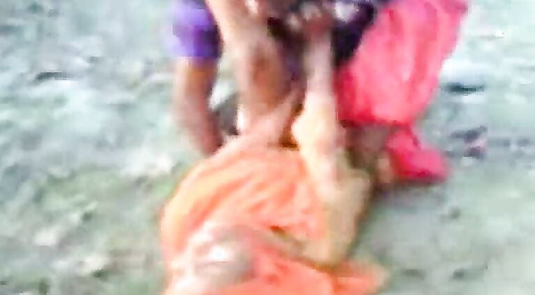 Bangla Babe Quick Sex - Movies.