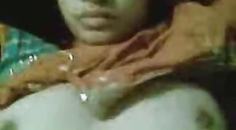 Trivandrum Bhabhi Sucking - Movies