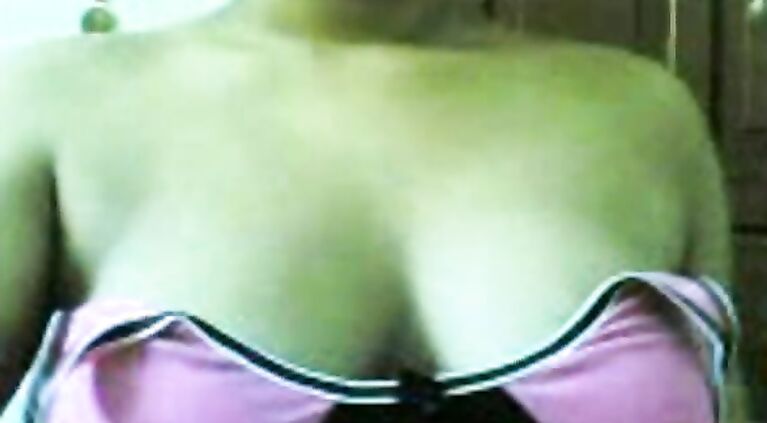 Desi Babe Kay Doodh - Movies.