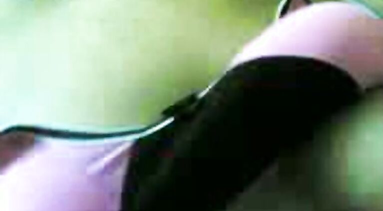 Desi Babe Kay Doodh - Movies.
