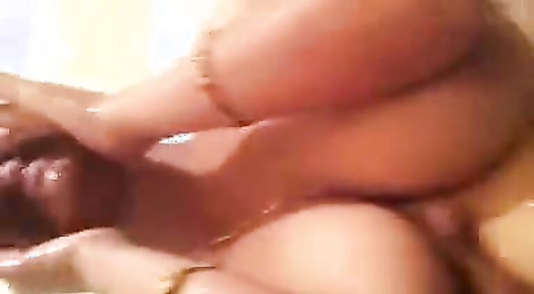 Married Couple In Shower - Movies. video2porn2