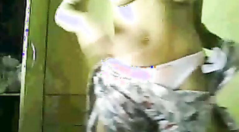 I found other videos of her at topfreevideos