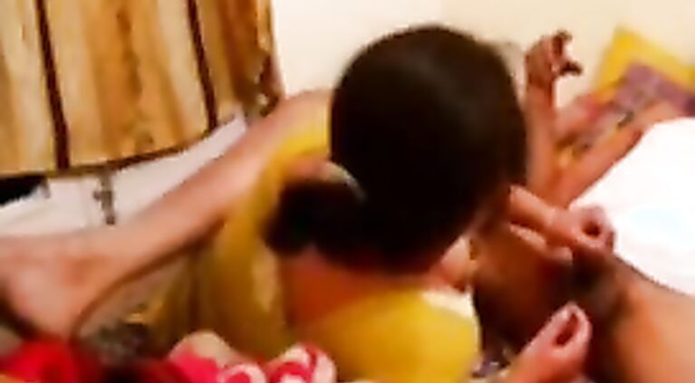 Simmy Bhabhi Sucking - Movies. video2porn2