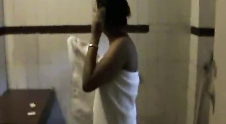 Bhabhi Washing After Sex - Movies.