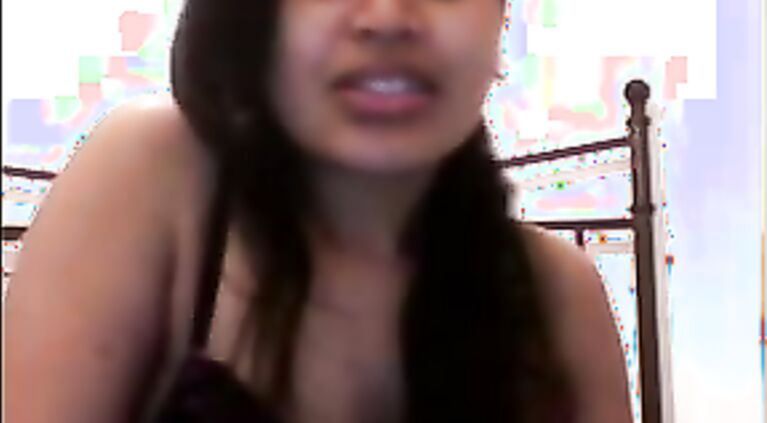 Indian Babe Rosina On Cam - Movies.