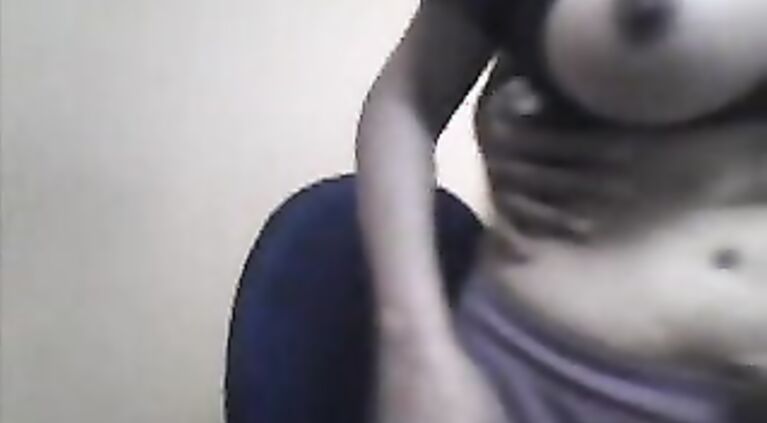 Mature Bhabhi Showing Off - Movies.