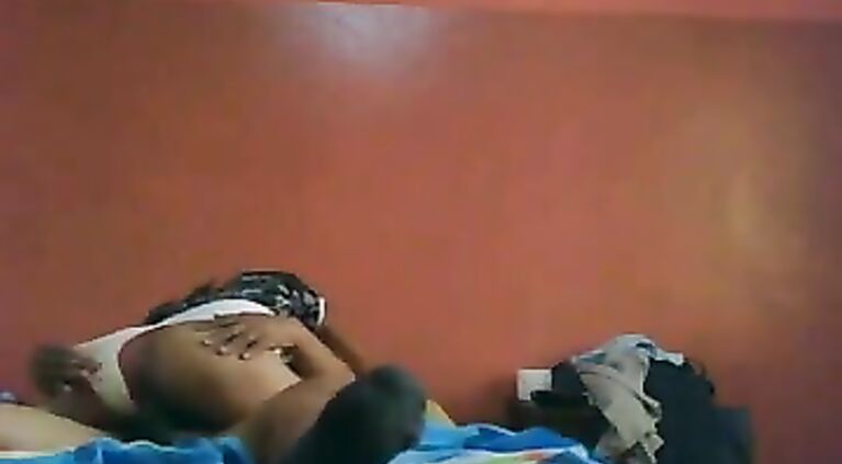 Hot and sexy Mumbai bhabhi seducing her foriegn boss in her apartment to get promotion at work.