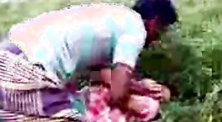 Village Girl Boobs Sucked - Movies. video2porn2