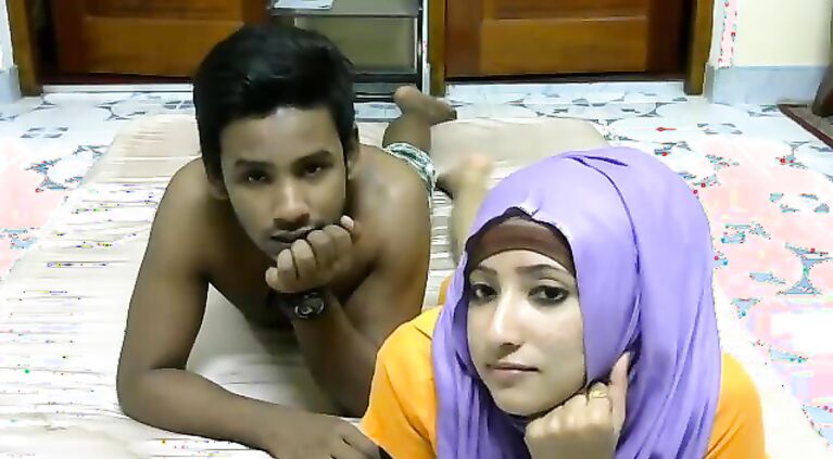 Hot indian girl Nehalben from Mesana, Gujrat masturbating in toiler with her big orange dildo