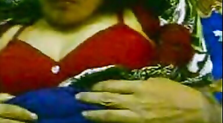 Mature bhabhi with her young lover seducing him who loves to fuck mature pussy!.