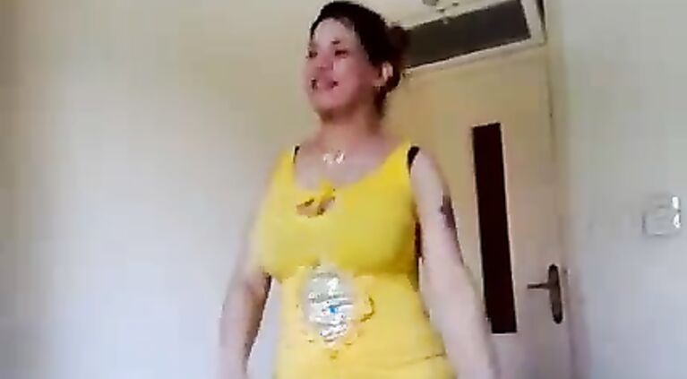 Arab Amateur Shaking Ass - Movies.