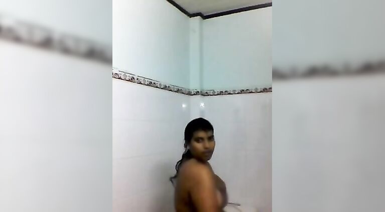 Ahmedabad Girl Shower Selfie - Movies. video2porn2