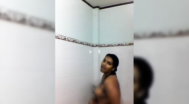 Ahmedabad Girl Shower Selfie - Movies. video2porn2