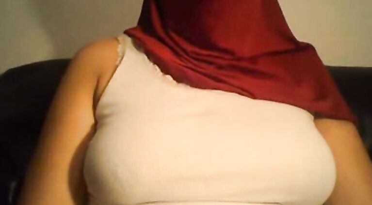 Big Boob Bhabhi With 38D - Movies.