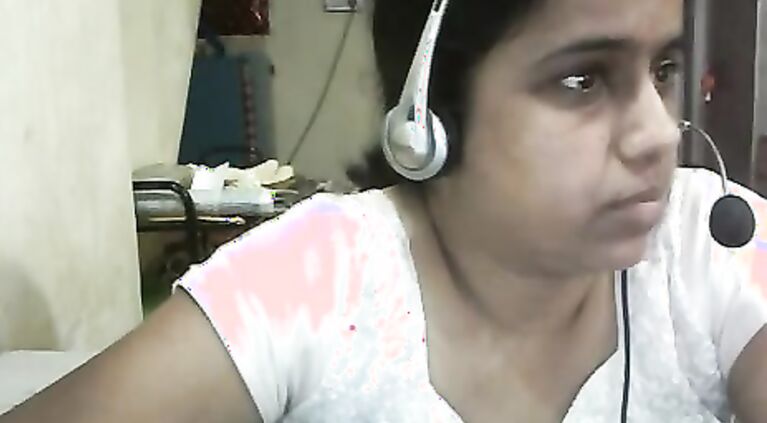 Najami Bhabhi From Kanpur - Movies. video2porn2