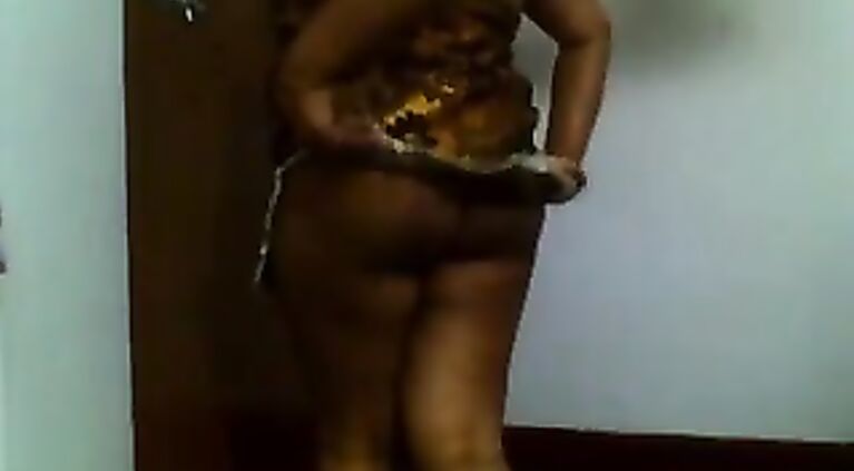 Aunty Late Night Strip Show - Movies.
