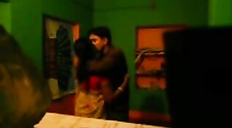 Next Door Bhabhi Homemade - Movies.