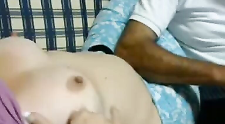 Indian Men Display Wife Boob - Movies. video2porn2