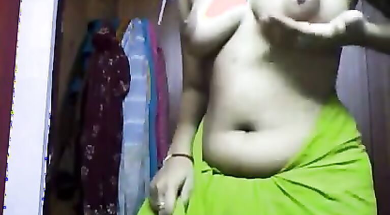 Vasavi Bhabhi Changing Blouse - Movies. video2porn2