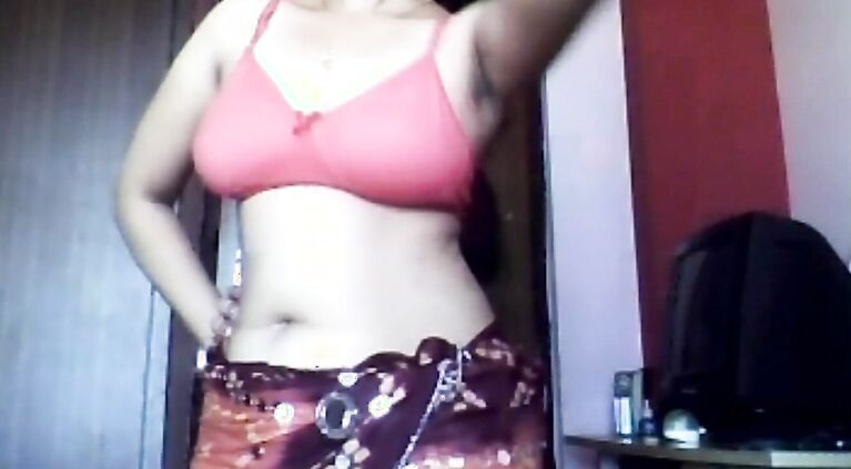 Indian Bhabhi Changing - Movies. video2porn2