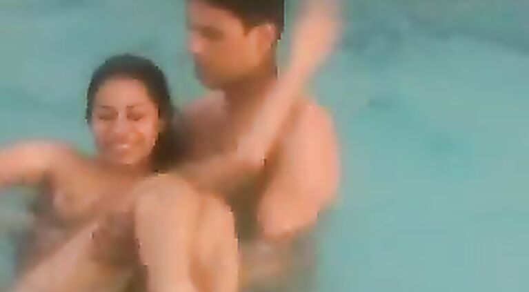 Pakistani Couple In Pool - Movies. video2porn2