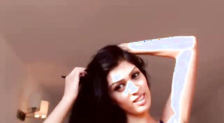I always like to dance and shake my booty!I like to dress very erotic and to seduce you to discover all of me. video2porn2