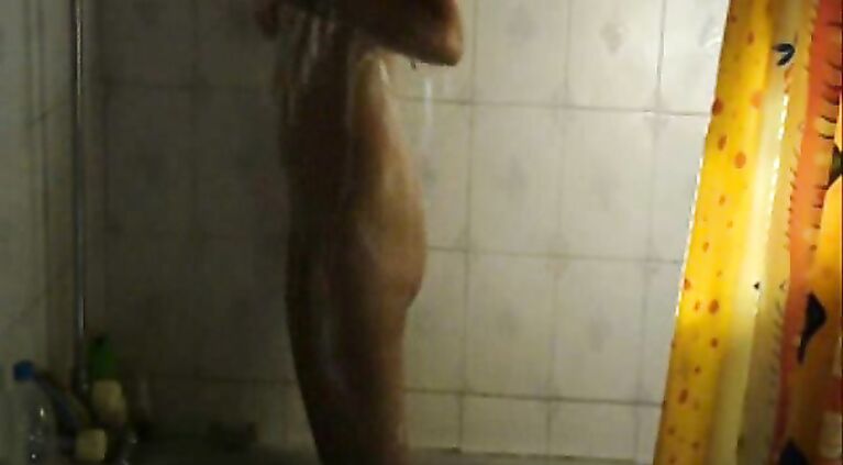 Meenal Sood In Shower Part 2 - Movies.
