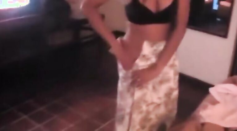 Indian Girl Gets Naked - Movies.
