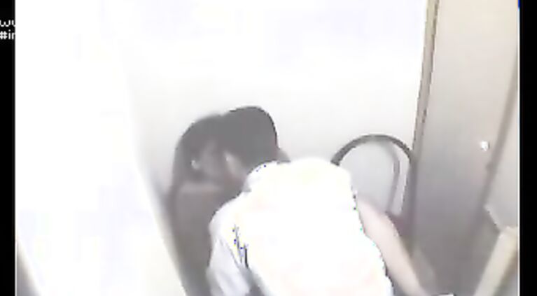 Too small dick to fuck a such superb ass