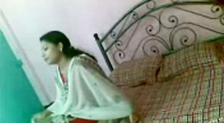 Indian Lovers Hardcore MMS - Movies.