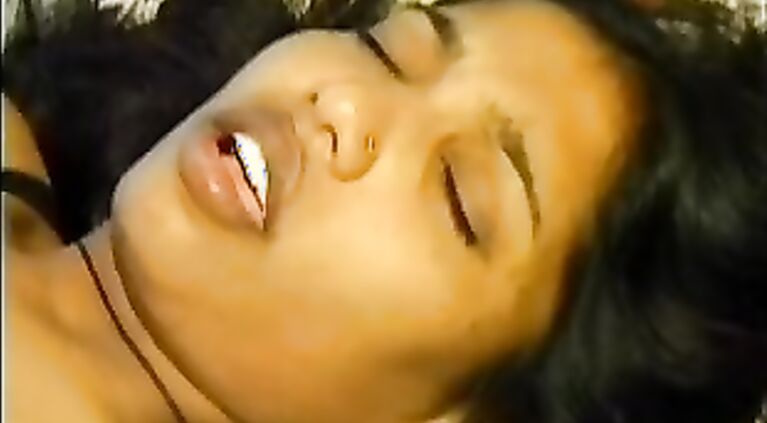 Ek Khoobsurat Vehshia - Movies.