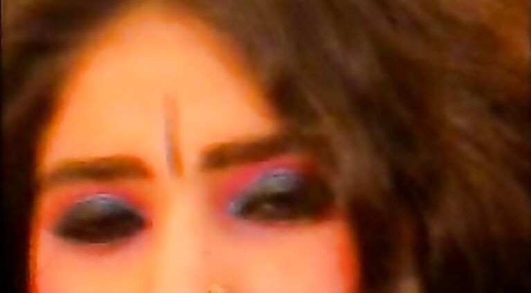 Doodhwali Aunty - Movies.