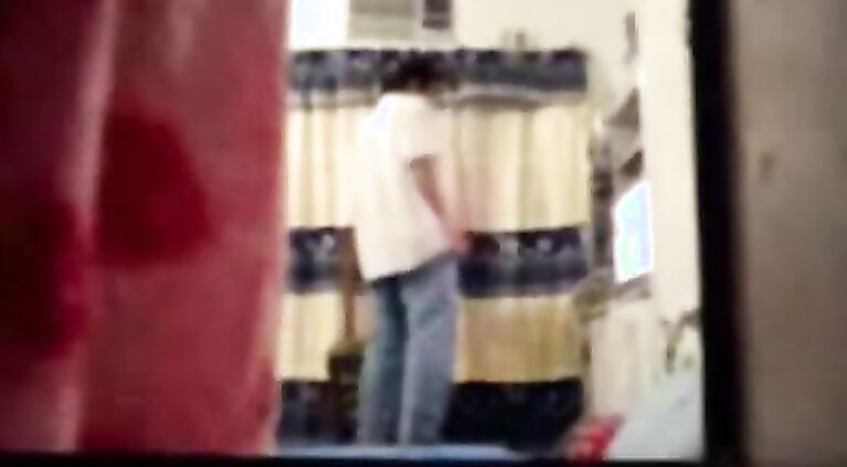 Mature politician from Islamabad, Pakistan fucking a young call girl in parliament lodge unaware of being recorded by house servant