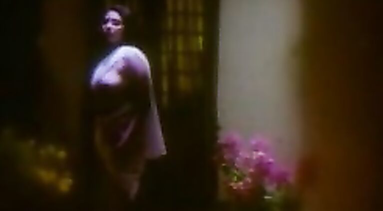 Indian Babe Rani Gets Naked - Movies.