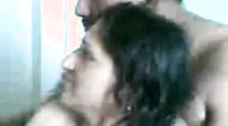 Lahoe Mature Hira Mandi couple enjoying group sex in their room.