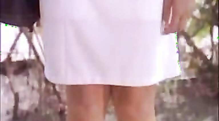 love to here her moan, wish you made some longer vids mm