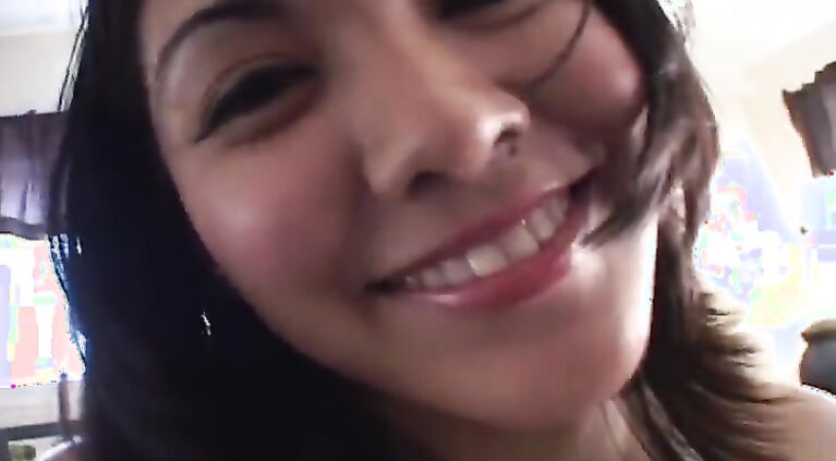 What a awesome beautyshe is adoreableloveablefuckable