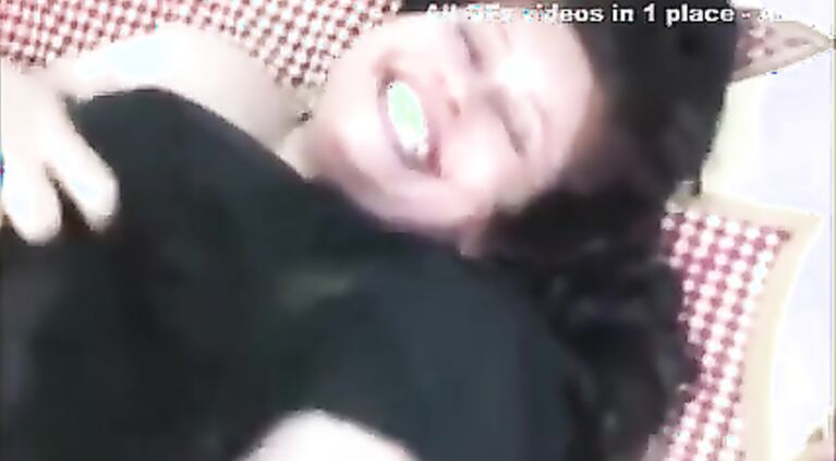 Hot sex video of swamiji with plump aunty.