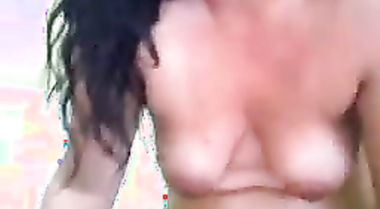 A beautiful blonde for a beautiful blowjob Very sensual