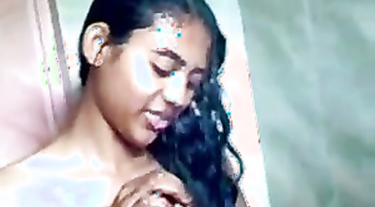 Amateur Indian girl with BF.