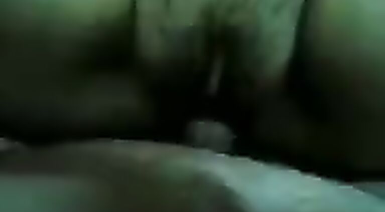 Curvy Indian girlfriend fucked on the floor.