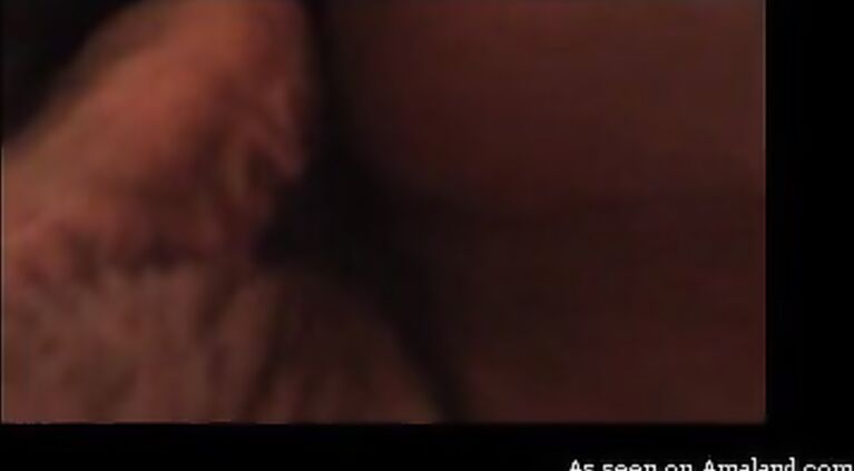 Kinky Indian slut gets fucked with a cucumber.